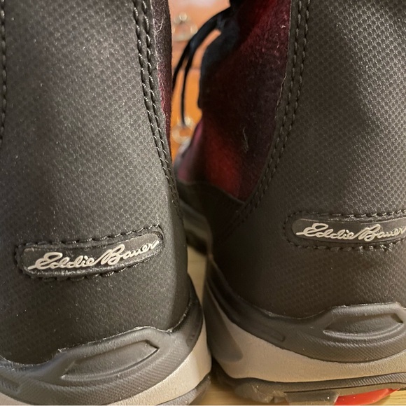 Eddie Bauer Vibram Buffalo Plaid Waterproof Winter Hiking Snow Boots size 8.5M - Picture 4 of 5